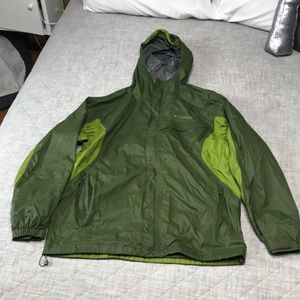 Columbia Men’s lightweight Windbreaker